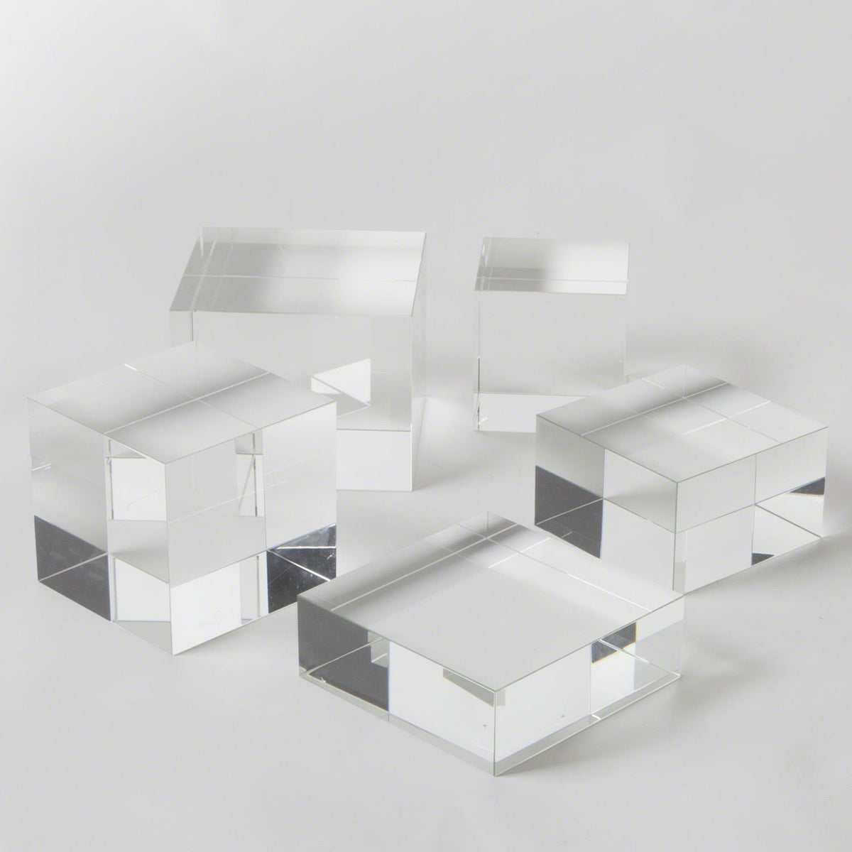 Crystal Cube Riser Z720817
